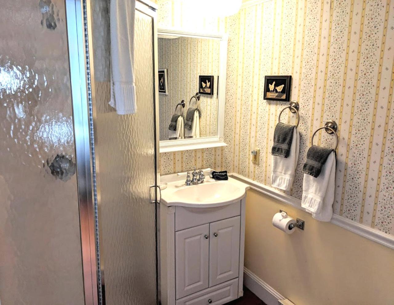 Elms of Camden Bed & Breakfast Dış mekan fotoğraf